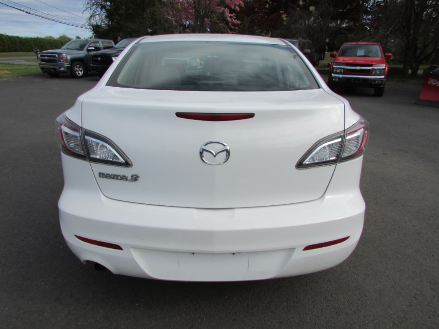 Used Mazda Mazda3 4dr Sdn Auto i Sport 2012 | United Auto Sales of E Windsor, Inc. East Windsor, Connecticut Used Mazda Mazda3 4dr Sdn Auto i Sport 2012 | United Auto Sales of E Windsor, Inc. East Windsor, Connecticut