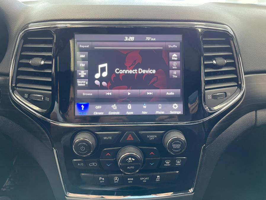 2020 Jeep Grand Cherokee Altitude 4x4, available for sale in Inwood, New York | 5 Towns Drive. Inwood, New York 2020 Jeep Grand Cherokee Altitude 4x4, available for sale in Inwood, New York | 5 Towns Drive. Inwood, New York