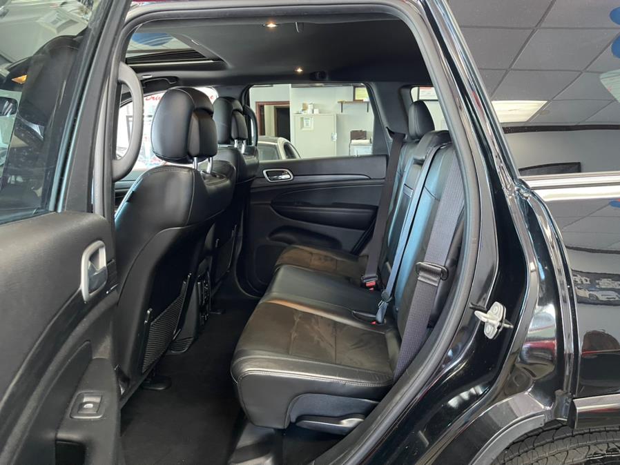 2020 Jeep Grand Cherokee Altitude 4x4, available for sale in Inwood, New York | 5 Towns Drive. Inwood, New York 2020 Jeep Grand Cherokee Altitude 4x4, available for sale in Inwood, New York | 5 Towns Drive. Inwood, New York