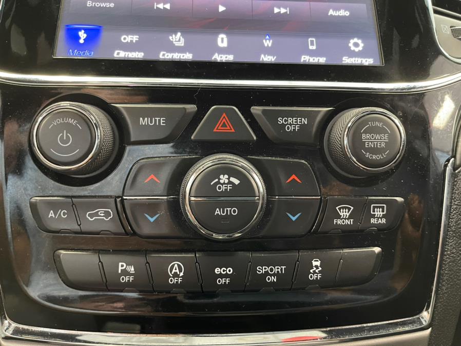 2020 Jeep Grand Cherokee Altitude 4x4, available for sale in Inwood, New York | 5 Towns Drive. Inwood, New York 2020 Jeep Grand Cherokee Altitude 4x4, available for sale in Inwood, New York | 5 Towns Drive. Inwood, New York