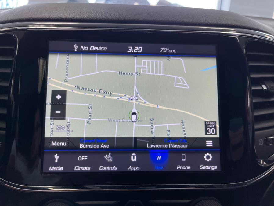 2020 Jeep Grand Cherokee Altitude 4x4, available for sale in Inwood, New York | 5 Towns Drive. Inwood, New York 2020 Jeep Grand Cherokee Altitude 4x4, available for sale in Inwood, New York | 5 Towns Drive. Inwood, New York