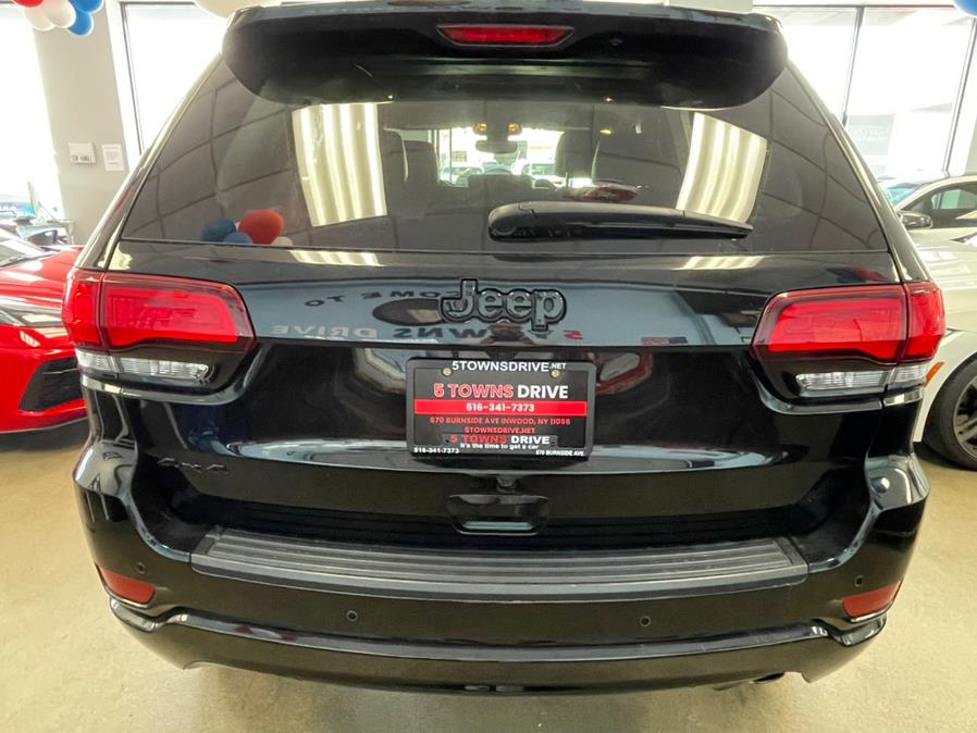 2020 Jeep Grand Cherokee Altitude 4x4, available for sale in Inwood, New York | 5 Towns Drive. Inwood, New York 2020 Jeep Grand Cherokee Altitude 4x4, available for sale in Inwood, New York | 5 Towns Drive. Inwood, New York