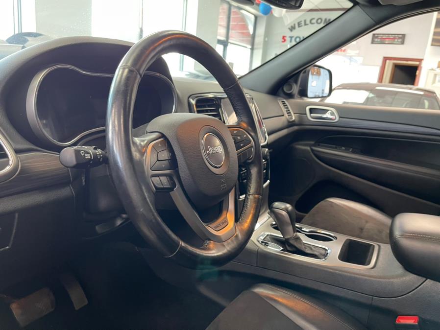 2020 Jeep Grand Cherokee Altitude 4x4, available for sale in Inwood, New York | 5 Towns Drive. Inwood, New York 2020 Jeep Grand Cherokee Altitude 4x4, available for sale in Inwood, New York | 5 Towns Drive. Inwood, New York
