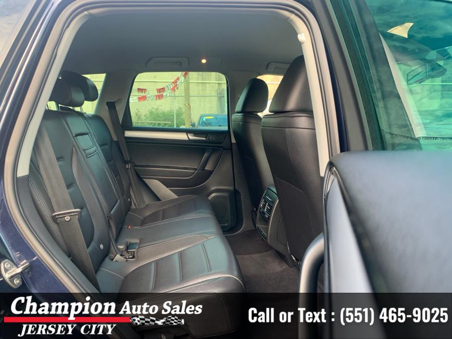 Used Volkswagen Touareg 4dr VR6 Sport w/Nav 2012 | Champion Auto Sales of JC. Jersey City, New Jersey Used Volkswagen Touareg 4dr VR6 Sport w/Nav 2012 | Champion Auto Sales of JC. Jersey City, New Jersey