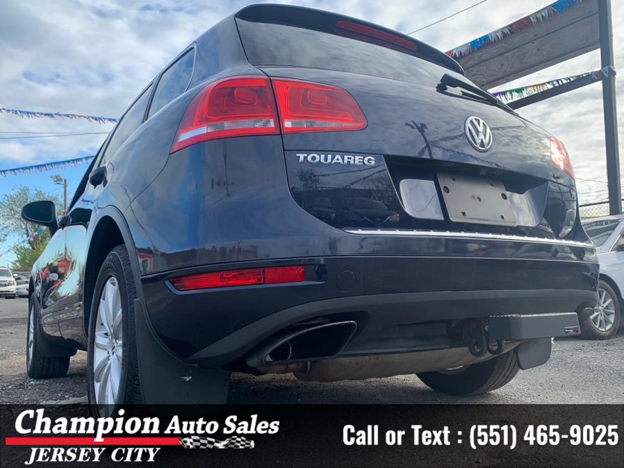 Used Volkswagen Touareg 4dr VR6 Sport w/Nav 2012 | Champion Auto Sales of JC. Jersey City, New Jersey Used Volkswagen Touareg 4dr VR6 Sport w/Nav 2012 | Champion Auto Sales of JC. Jersey City, New Jersey
