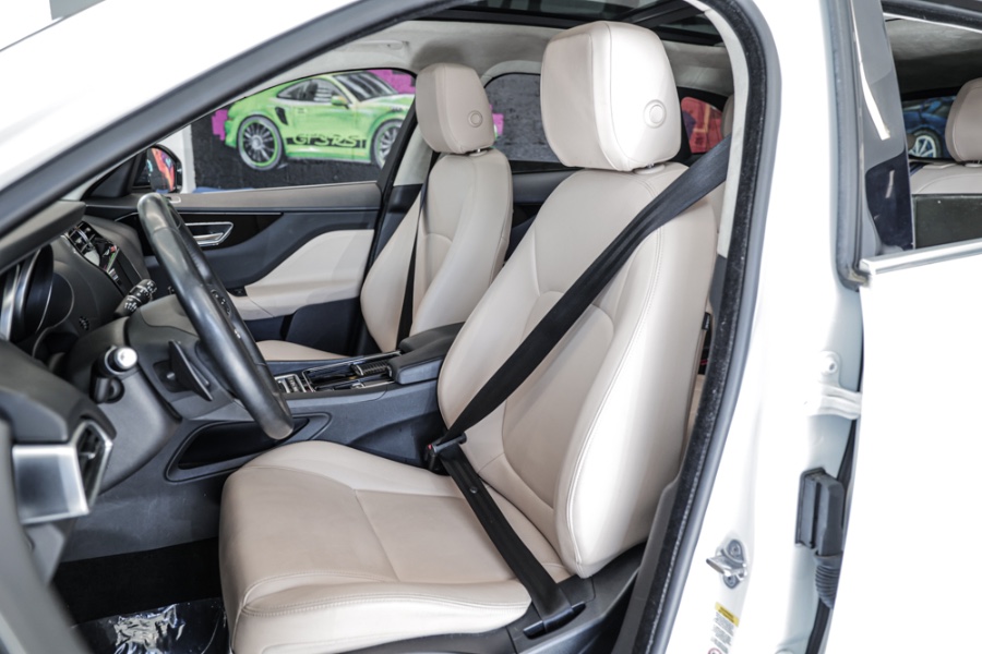 Used Jaguar F-PACE 25t Premium AWD 2019 | 26 Motors Long Island. ELMONT, New York Used Jaguar F-PACE 25t Premium AWD 2019 | 26 Motors Long Island. ELMONT, New York