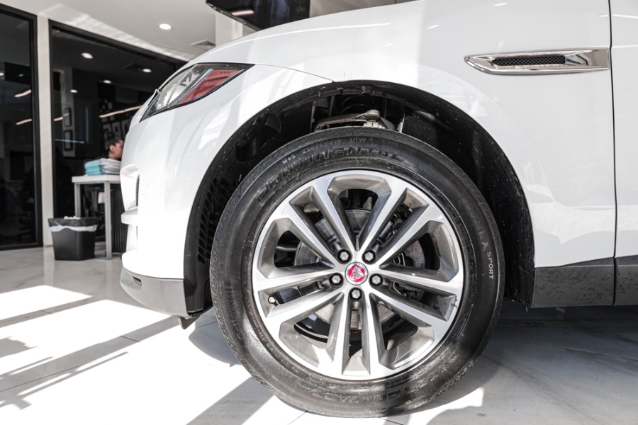 Used Jaguar F-PACE 25t Premium AWD 2019 | 26 Motors Long Island. ELMONT, New York Used Jaguar F-PACE 25t Premium AWD 2019 | 26 Motors Long Island. ELMONT, New York