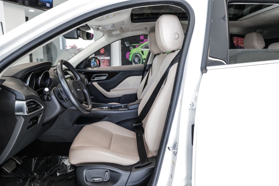 Used Jaguar F-PACE 25t Premium AWD 2019 | 26 Motors Long Island. ELMONT, New York Used Jaguar F-PACE 25t Premium AWD 2019 | 26 Motors Long Island. ELMONT, New York