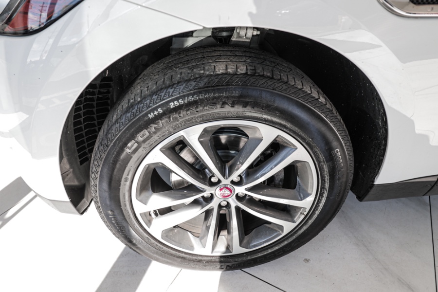 Used Jaguar F-PACE 25t Premium AWD 2019 | 26 Motors Long Island. ELMONT, New York Used Jaguar F-PACE 25t Premium AWD 2019 | 26 Motors Long Island. ELMONT, New York