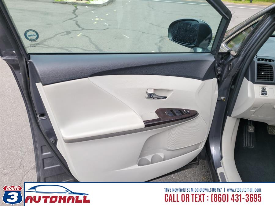 2009 Toyota Venza 4dr Wgn V6 FWD (Natl), available for sale in Middletown, Connecticut | RT 3 AUTO MALL LLC. Middletown, Connecticut 2009 Toyota Venza 4dr Wgn V6 FWD (Natl), available for sale in Middletown, Connecticut | RT 3 AUTO MALL LLC. Middletown, Connecticut