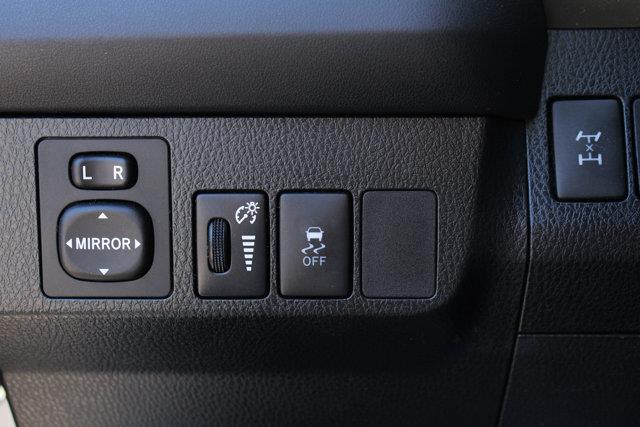 Used Toyota Rav-4 LE 2014 | NY Luxury Motors. Elmont, New York Used Toyota Rav-4 LE 2014 | NY Luxury Motors. Elmont, New York