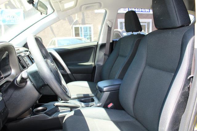 Used Toyota Rav-4 LE 2014 | NY Luxury Motors. Elmont, New York Used Toyota Rav-4 LE 2014 | NY Luxury Motors. Elmont, New York