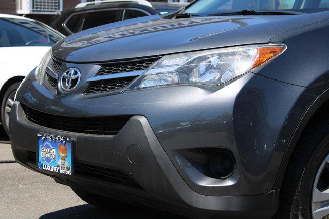 Used Toyota Rav-4 LE 2014 | NY Luxury Motors. Elmont, New York Used Toyota Rav-4 LE 2014 | NY Luxury Motors. Elmont, New York
