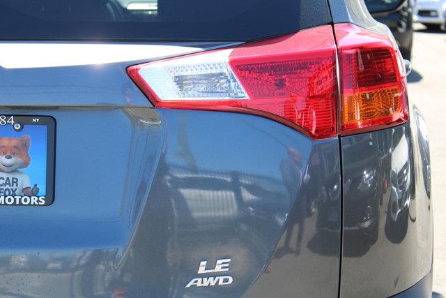 Used Toyota Rav-4 LE 2014 | NY Luxury Motors. Elmont, New York Used Toyota Rav-4 LE 2014 | NY Luxury Motors. Elmont, New York