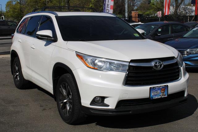 Used Toyota Highlander XLE 2016 | NY Luxury Motors. Elmont, New York Used Toyota Highlander XLE 2016 | NY Luxury Motors. Elmont, New York
