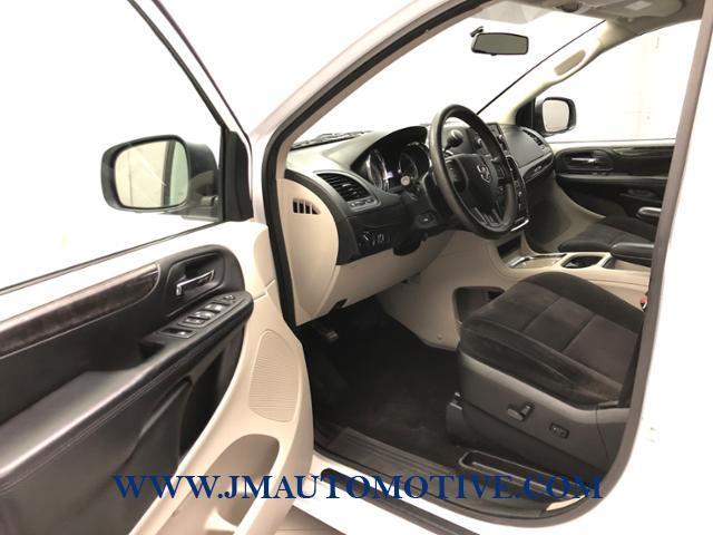 2014 Dodge Grand Caravan 4dr Wgn SXT, available for sale in Naugatuck, Connecticut | J&M Automotive Sls&Svc LLC. Naugatuck, Connecticut 2014 Dodge Grand Caravan 4dr Wgn SXT, available for sale in Naugatuck, Connecticut | J&M Automotive Sls&Svc LLC. Naugatuck, Connecticut