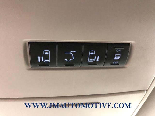 2014 Dodge Grand Caravan 4dr Wgn SXT, available for sale in Naugatuck, Connecticut | J&M Automotive Sls&Svc LLC. Naugatuck, Connecticut 2014 Dodge Grand Caravan 4dr Wgn SXT, available for sale in Naugatuck, Connecticut | J&M Automotive Sls&Svc LLC. Naugatuck, Connecticut