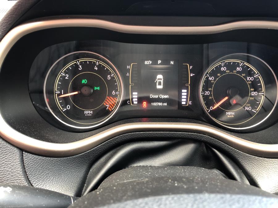 2014 Jeep Cherokee 4WD 4dr Latitude, available for sale in Waterbury, Connecticut | National Auto Brokers, Inc.. Waterbury, Connecticut 2014 Jeep Cherokee 4WD 4dr Latitude, available for sale in Waterbury, Connecticut | National Auto Brokers, Inc.. Waterbury, Connecticut