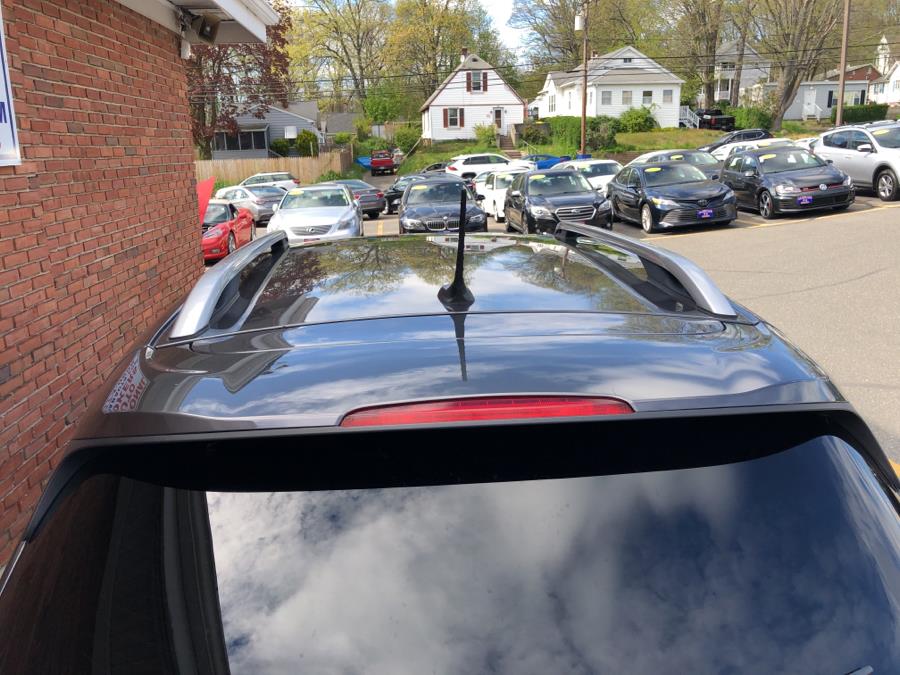 2014 Jeep Cherokee 4WD 4dr Latitude, available for sale in Waterbury, Connecticut | National Auto Brokers, Inc.. Waterbury, Connecticut 2014 Jeep Cherokee 4WD 4dr Latitude, available for sale in Waterbury, Connecticut | National Auto Brokers, Inc.. Waterbury, Connecticut