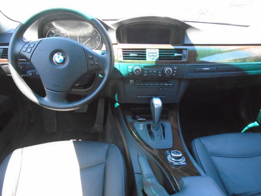 2011 BMW 3 Series 4dr Sdn 328i xDrive AWD SULEV, available for sale in Waterbury, Connecticut | Jim Juliani Motors. Waterbury, Connecticut 2011 BMW 3 Series 4dr Sdn 328i xDrive AWD SULEV, available for sale in Waterbury, Connecticut | Jim Juliani Motors. Waterbury, Connecticut