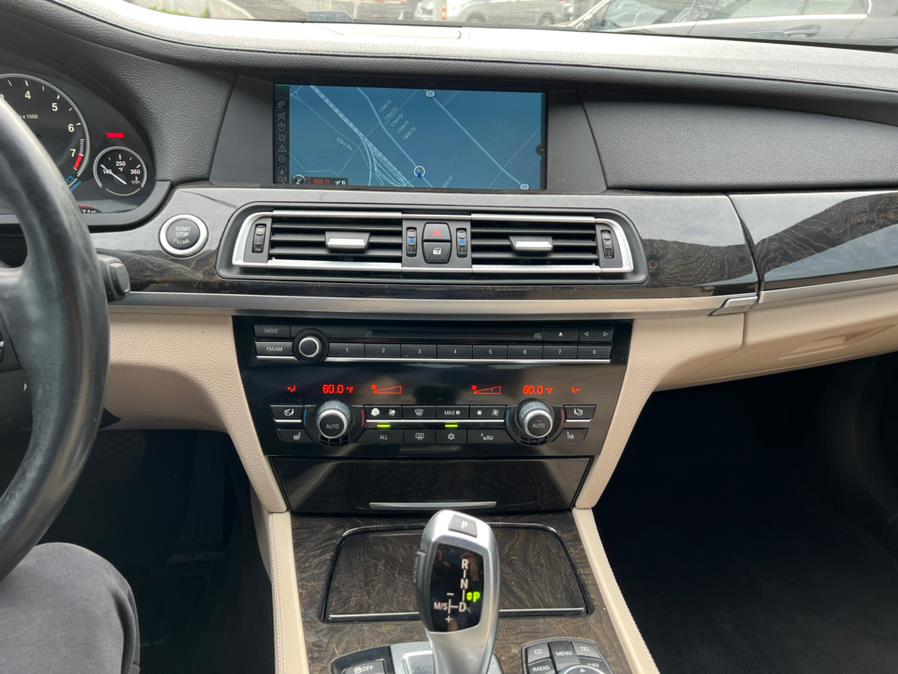 Used BMW 7 Series 4dr Sdn 750Li xDrive AWD 2012 | Sunrise Autoland. Jamaica, New York Used BMW 7 Series 4dr Sdn 750Li xDrive AWD 2012 | Sunrise Autoland. Jamaica, New York