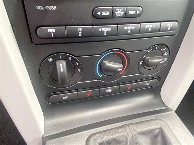 2007 Ford Mustang GT Deluxe, available for sale in Stratford, Connecticut | Wiz Leasing Inc. Stratford, Connecticut 2007 Ford Mustang GT Deluxe, available for sale in Stratford, Connecticut | Wiz Leasing Inc. Stratford, Connecticut