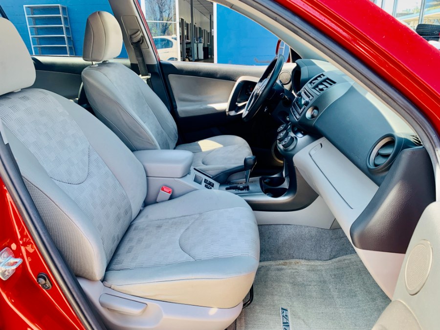 Used Toyota RAV4 4WD 4dr I4 (Natl) 2012 | Second Street Auto Sales Inc. Manchester, New Hampshire Used Toyota RAV4 4WD 4dr I4 (Natl) 2012 | Second Street Auto Sales Inc. Manchester, New Hampshire