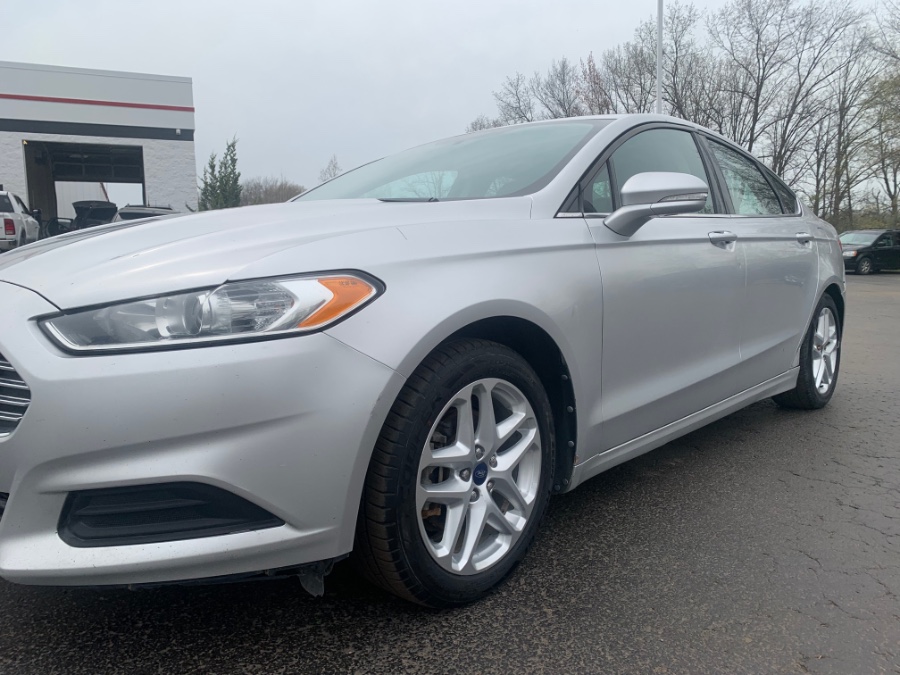 Used Ford Fusion 4dr Sdn SE FWD 2013 | Marsh Auto Sales LLC. Ortonville, Michigan Used Ford Fusion 4dr Sdn SE FWD 2013 | Marsh Auto Sales LLC. Ortonville, Michigan