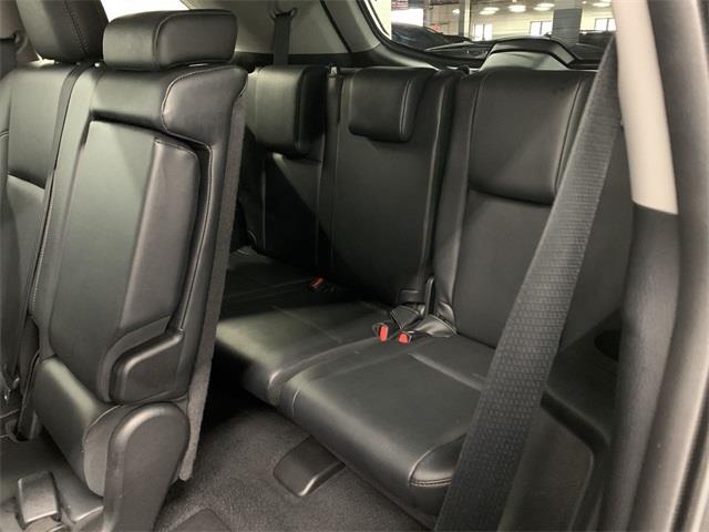 Used Toyota Highlander XLE 2019 | Eastchester Motor Cars. Bronx, New York Used Toyota Highlander XLE 2019 | Eastchester Motor Cars. Bronx, New York
