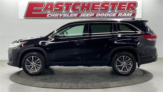 Used Toyota Highlander XLE 2019 | Eastchester Motor Cars. Bronx, New York Used Toyota Highlander XLE 2019 | Eastchester Motor Cars. Bronx, New York