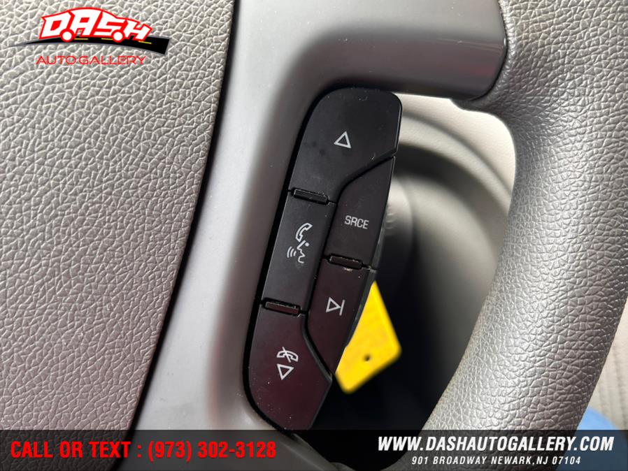 2015 Chevrolet Traverse AWD 4dr LS, available for sale in Newark, New Jersey | Dash Auto Gallery Inc.. Newark, New Jersey 2015 Chevrolet Traverse AWD 4dr LS, available for sale in Newark, New Jersey | Dash Auto Gallery Inc.. Newark, New Jersey