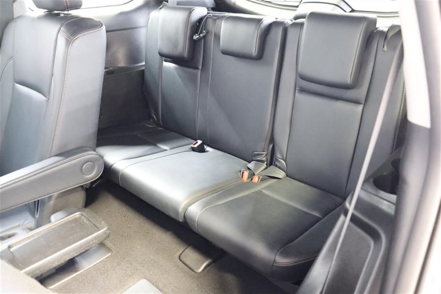 Used Toyota Highlander XLE 2019 | Fast Track Motors. Paterson, New Jersey Used Toyota Highlander XLE 2019 | Fast Track Motors. Paterson, New Jersey