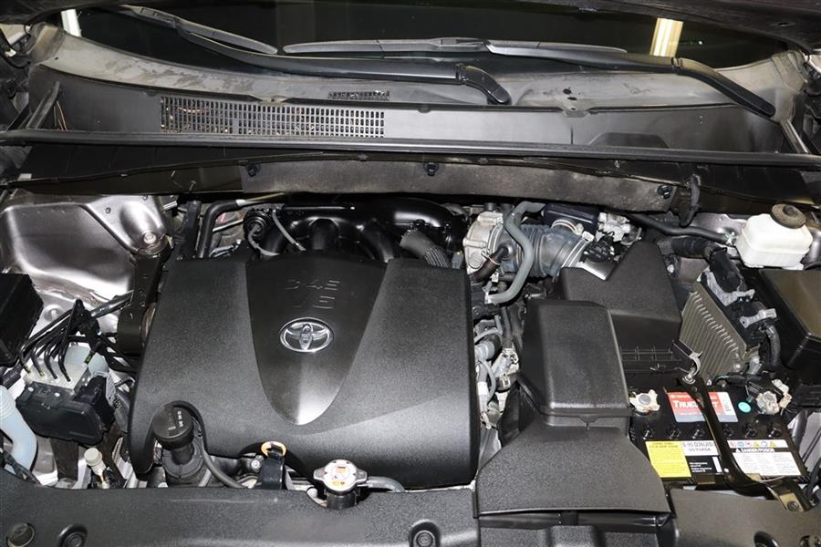 Used Toyota Highlander XLE 2019 | Fast Track Motors. Paterson, New Jersey Used Toyota Highlander XLE 2019 | Fast Track Motors. Paterson, New Jersey