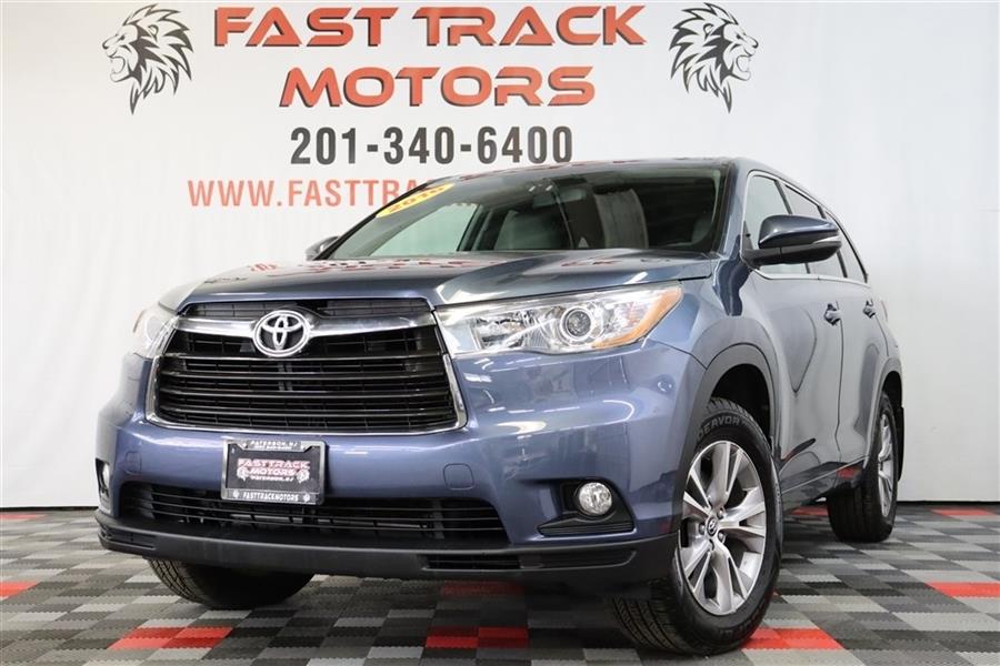 Used Toyota Highlander LE 2016 | Fast Track Motors. Paterson, New Jersey