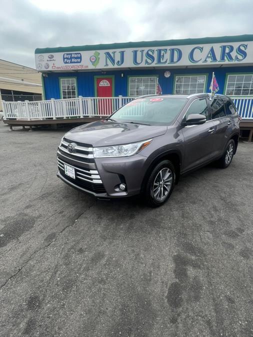 Used Toyota Highlander XLE V6 AWD (Natl) 2019 | NJ Used Cars Center. Irvington, New Jersey Used Toyota Highlander XLE V6 AWD (Natl) 2019 | NJ Used Cars Center. Irvington, New Jersey