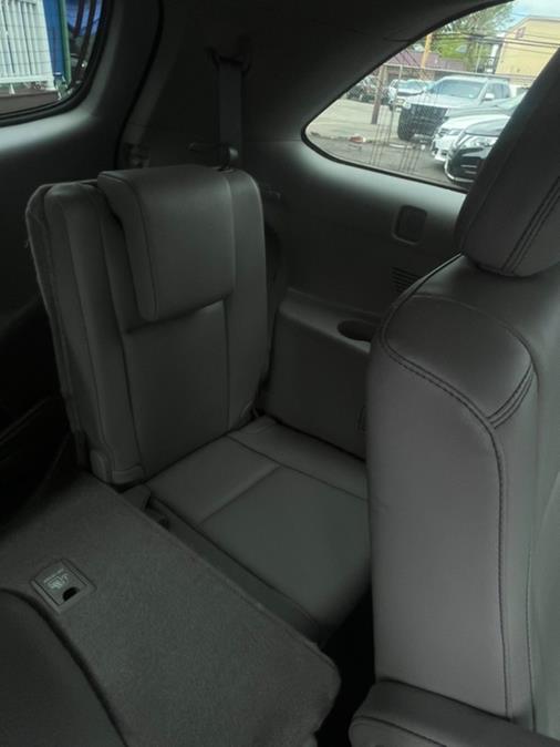 Used Toyota Highlander XLE V6 AWD (Natl) 2019 | NJ Used Cars Center. Irvington, New Jersey Used Toyota Highlander XLE V6 AWD (Natl) 2019 | NJ Used Cars Center. Irvington, New Jersey