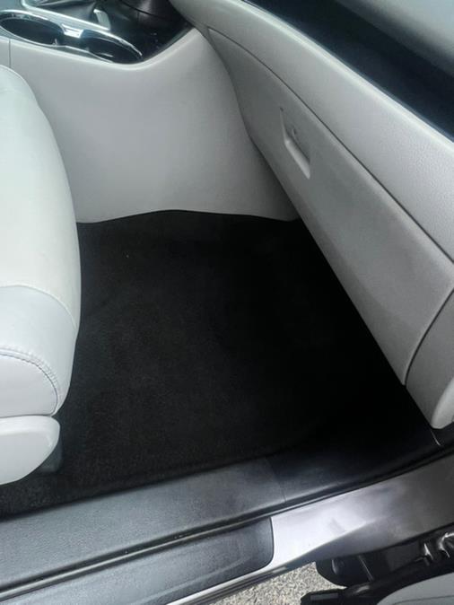 Used Toyota Highlander XLE V6 AWD (Natl) 2019 | NJ Used Cars Center. Irvington, New Jersey Used Toyota Highlander XLE V6 AWD (Natl) 2019 | NJ Used Cars Center. Irvington, New Jersey