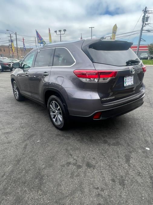 Used Toyota Highlander XLE V6 AWD (Natl) 2019 | NJ Used Cars Center. Irvington, New Jersey Used Toyota Highlander XLE V6 AWD (Natl) 2019 | NJ Used Cars Center. Irvington, New Jersey