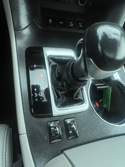 Used Toyota Highlander XLE V6 AWD (Natl) 2019 | NJ Used Cars Center. Irvington, New Jersey Used Toyota Highlander XLE V6 AWD (Natl) 2019 | NJ Used Cars Center. Irvington, New Jersey