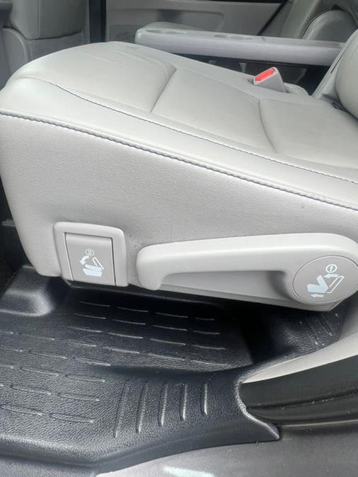 Used Toyota Highlander XLE V6 AWD (Natl) 2019 | NJ Used Cars Center. Irvington, New Jersey Used Toyota Highlander XLE V6 AWD (Natl) 2019 | NJ Used Cars Center. Irvington, New Jersey