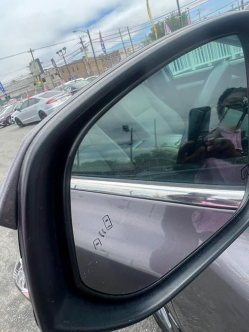 Used Toyota Highlander XLE V6 AWD (Natl) 2019 | NJ Used Cars Center. Irvington, New Jersey Used Toyota Highlander XLE V6 AWD (Natl) 2019 | NJ Used Cars Center. Irvington, New Jersey