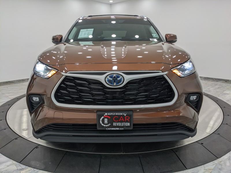 Used Toyota Highlander Hybrid XLE 2021 | Car Revolution. Maple Shade, New Jersey Used Toyota Highlander Hybrid XLE 2021 | Car Revolution. Maple Shade, New Jersey