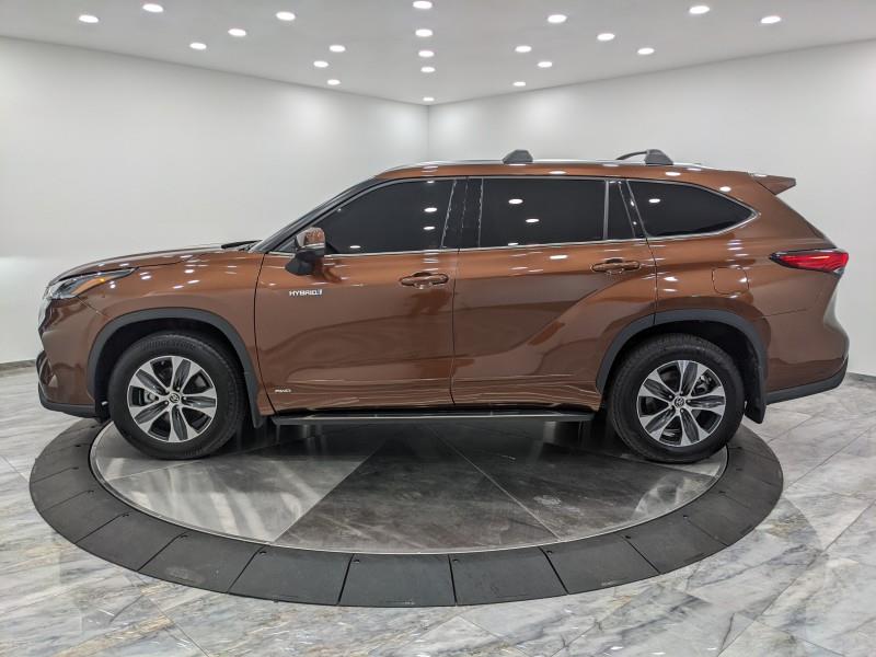 Used Toyota Highlander Hybrid XLE 2021 | Car Revolution. Maple Shade, New Jersey Used Toyota Highlander Hybrid XLE 2021 | Car Revolution. Maple Shade, New Jersey