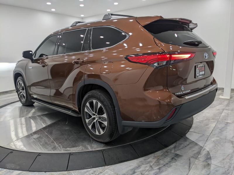 Used Toyota Highlander Hybrid XLE 2021 | Car Revolution. Maple Shade, New Jersey Used Toyota Highlander Hybrid XLE 2021 | Car Revolution. Maple Shade, New Jersey