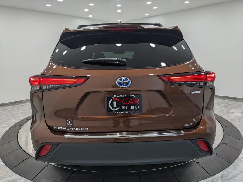 Used Toyota Highlander Hybrid XLE 2021 | Car Revolution. Maple Shade, New Jersey Used Toyota Highlander Hybrid XLE 2021 | Car Revolution. Maple Shade, New Jersey