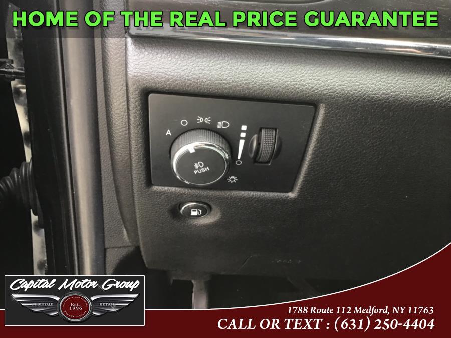 Used Jeep Grand Cherokee 4WD 4dr Limited 2015 | Capital Motor Group Inc. Medford, New York Used Jeep Grand Cherokee 4WD 4dr Limited 2015 | Capital Motor Group Inc. Medford, New York