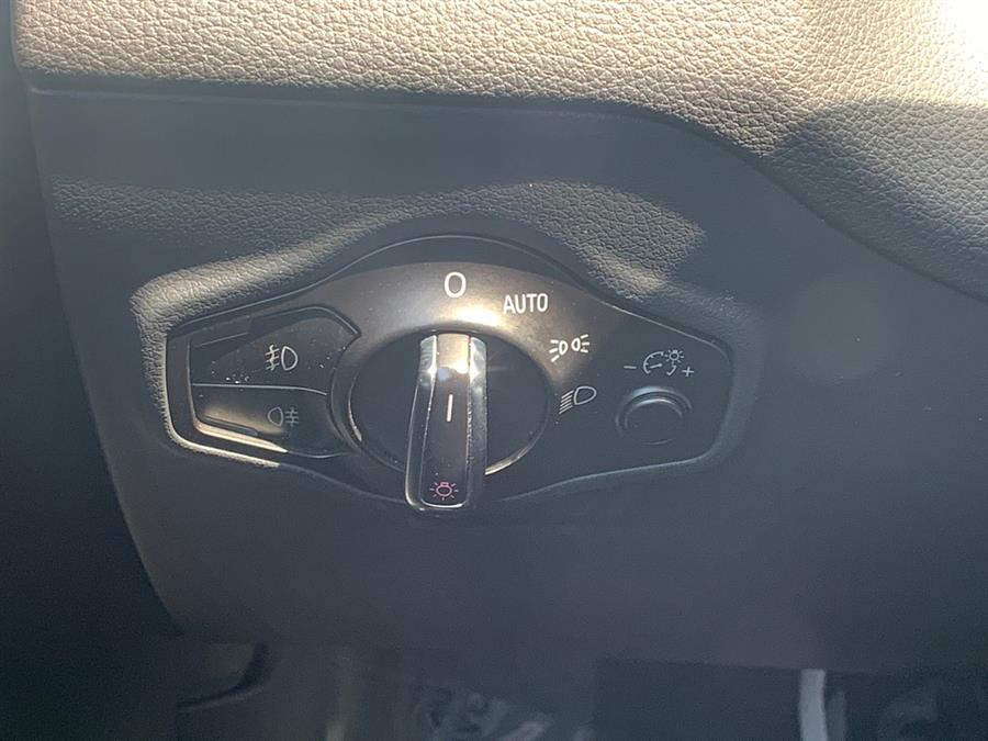 Used Audi Q5 quattro 4dr Premium 2010 | Smart Buy Auto Sales, LLC. Wallingford, Connecticut Used Audi Q5 quattro 4dr Premium 2010 | Smart Buy Auto Sales, LLC. Wallingford, Connecticut