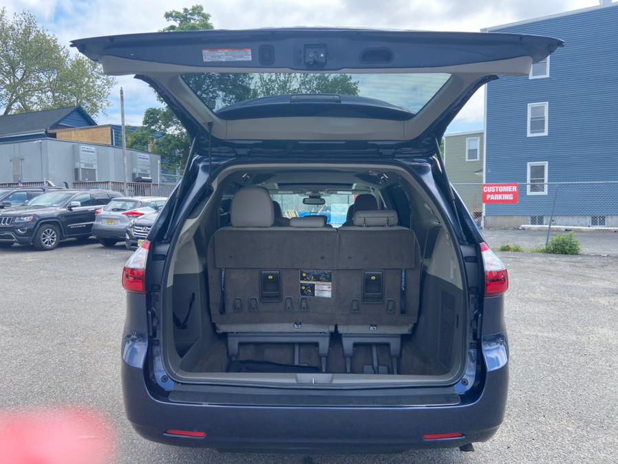 2018 Toyota Sienna XLE FWD 8-Passenger (Natl), available for sale in Irvington , New Jersey | Auto Haus of Irvington Corp. Irvington , New Jersey 2018 Toyota Sienna XLE FWD 8-Passenger (Natl), available for sale in Irvington , New Jersey | Auto Haus of Irvington Corp. Irvington , New Jersey