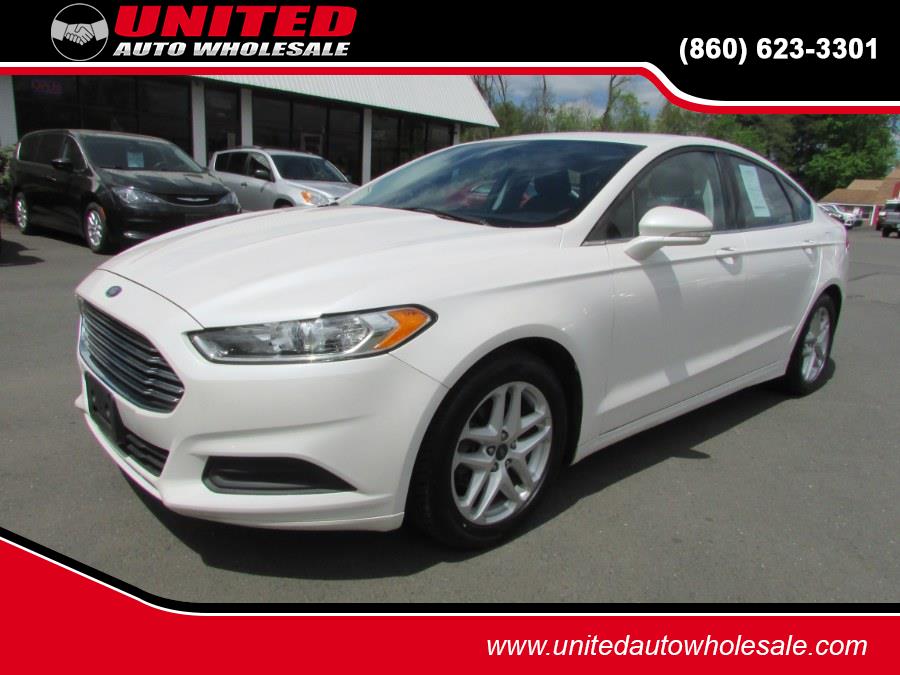 2015 Ford Fusion 4dr Sdn SE FWD, available for sale in East Windsor, Connecticut | United Auto Sales of E Windsor, Inc. East Windsor, Connecticut