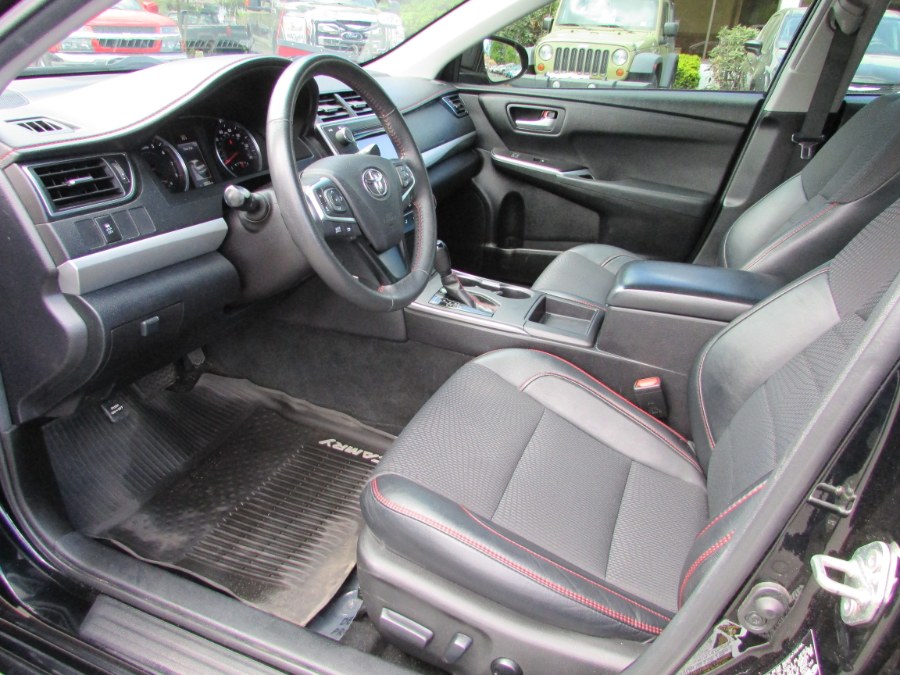 2017 Toyota Camry SE Auto (Natl), available for sale in East Windsor, Connecticut | United Auto Sales of E Windsor, Inc. East Windsor, Connecticut 2017 Toyota Camry SE Auto (Natl), available for sale in East Windsor, Connecticut | United Auto Sales of E Windsor, Inc. East Windsor, Connecticut